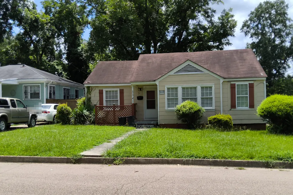 3341 Northview Dr Jackson, MS 39216, District Hinds County