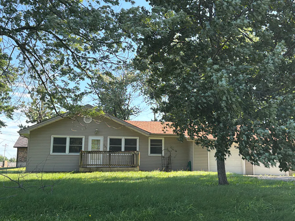 604 Walnut St Lathrop, MO 64465, Clinton County