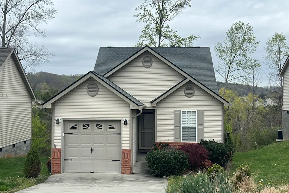 1605 Sails Way Knoxville, TN 37932, Knox County