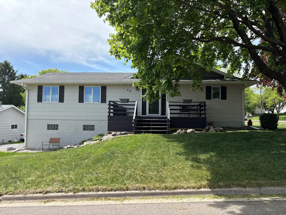 818 Flandrau St Saint Peter, MN 56082, Le Sueur County