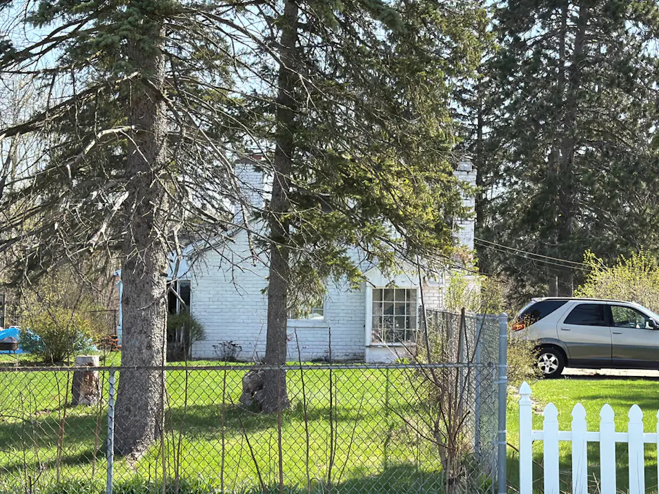 4745 Sheridan Rd Saginaw, MI 48601, Bay County