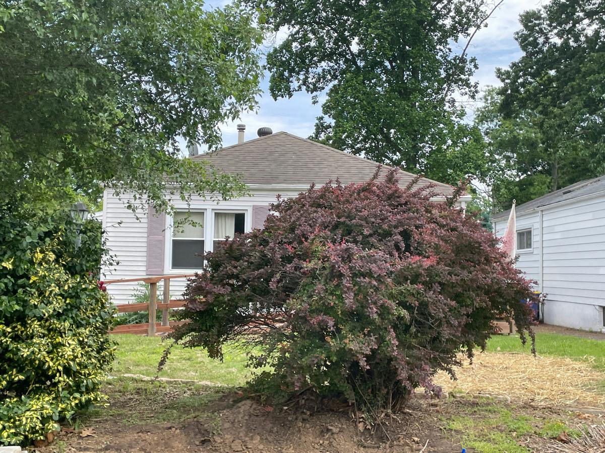 Saint Xavier Ln, Saint Ann, MO 63074