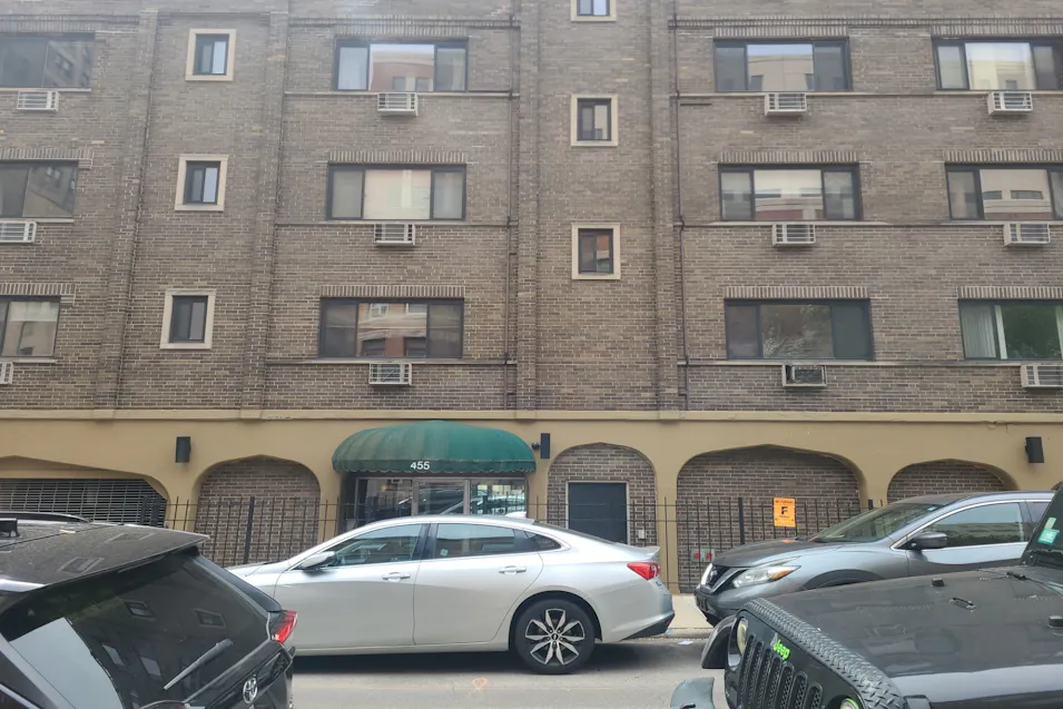 455 West Saint James Place Chicago, IL 60614, Cook County