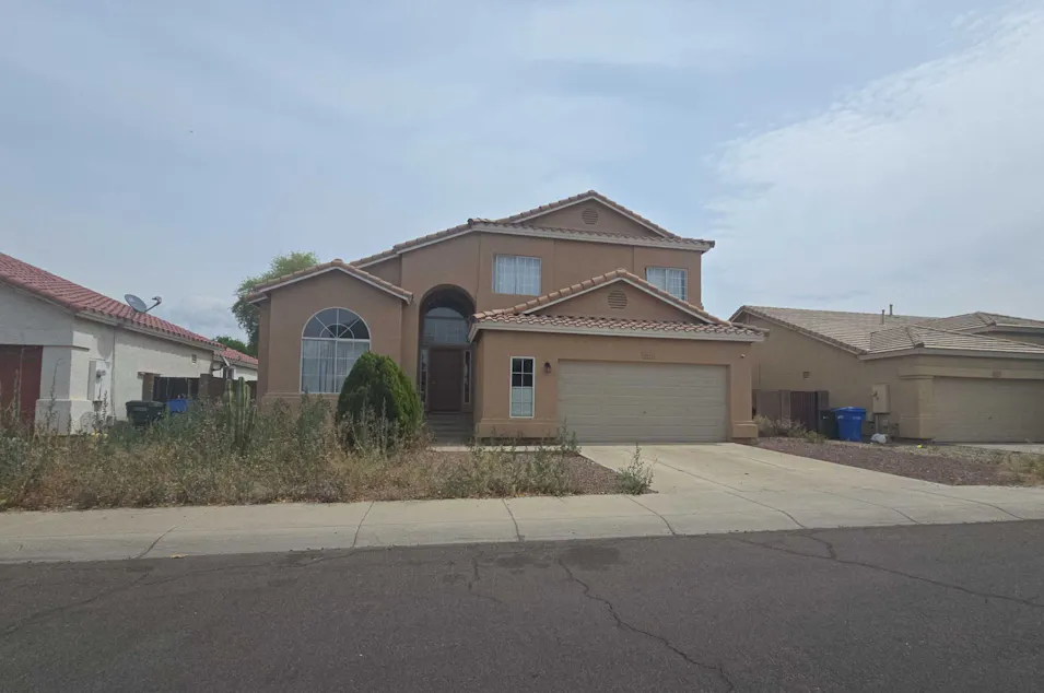 6815 S 33rd Ave Phoenix, AZ 85041, Maricopa County