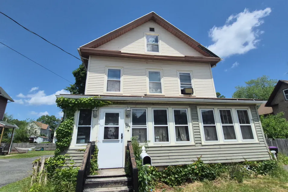 1205 Dwight Street Holyoke, MA 01040, Hampden County