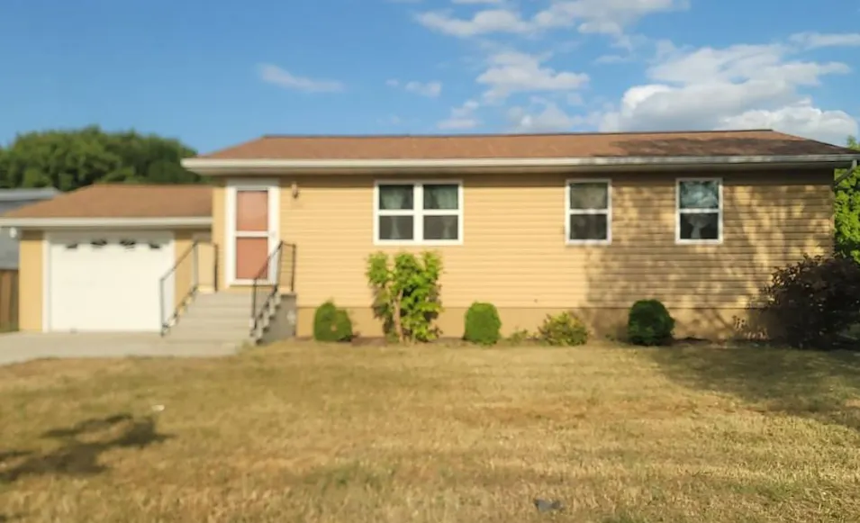 820 Lowell St Crookston, MN 56716, Polk County