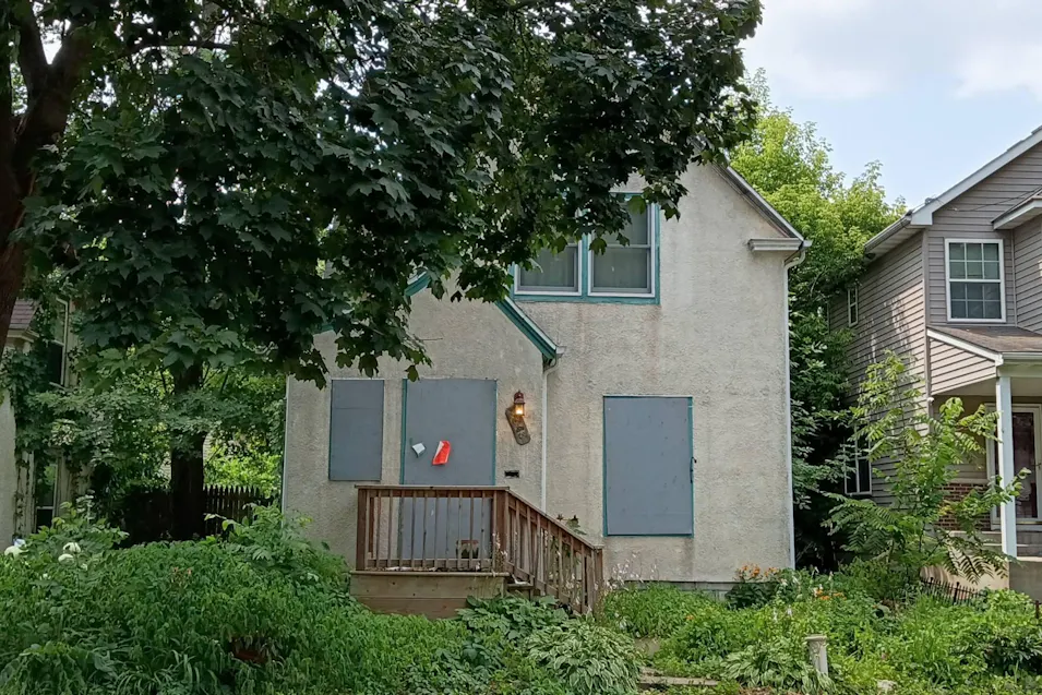 2343 Thomas Ave N Minneapolis, MN 55411, Hennepin County