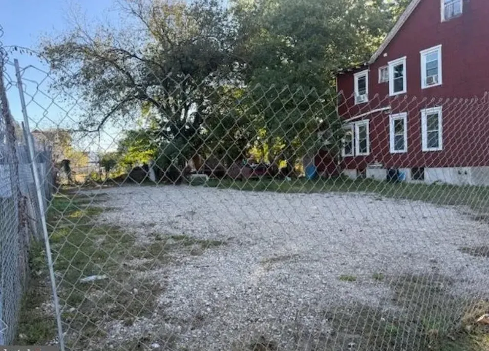 32 N 25th Camden, NJ 08105, Camden County