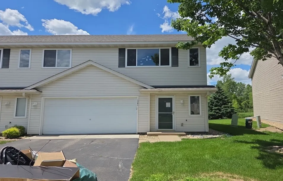 1245 Prairie View Trl Farmington, MN 55024, Dakota County