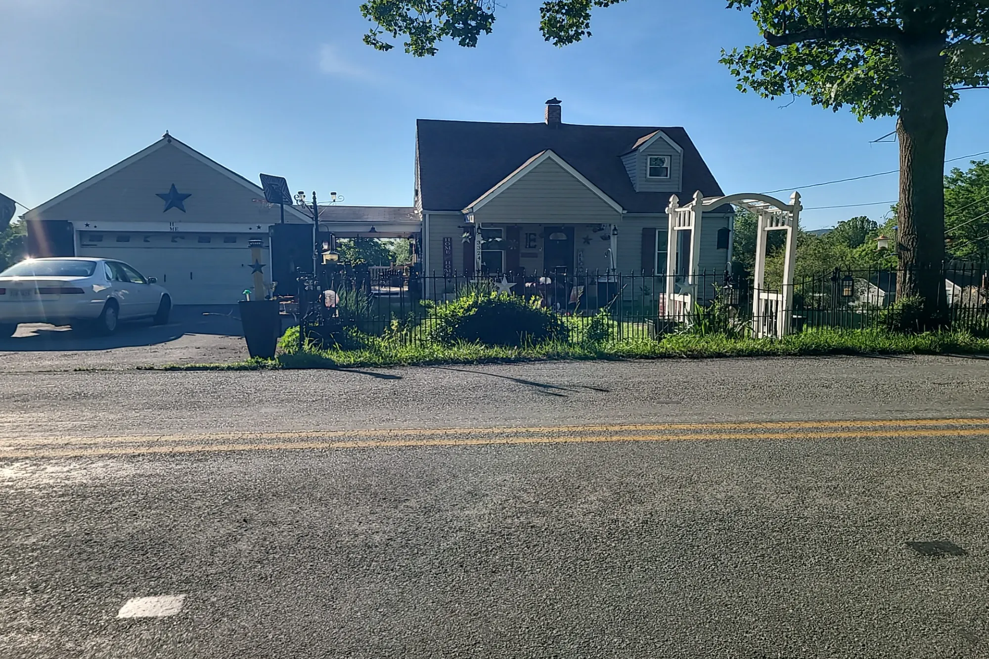 Bandy Rd, Roanoke, VA 24014