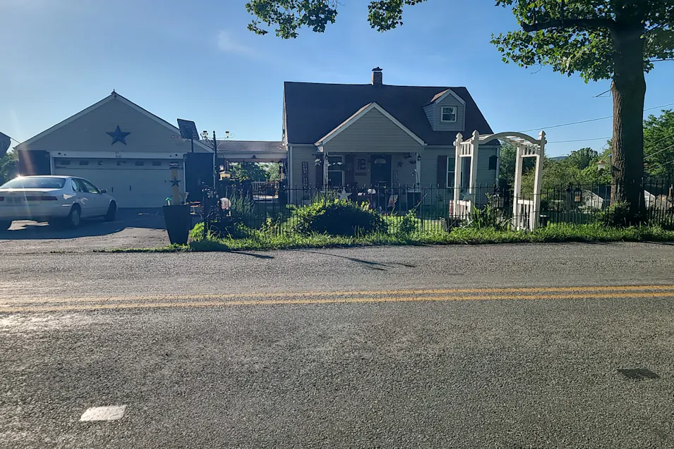 3324 Bandy Road Roanoke, VA 24014, Roanoke County