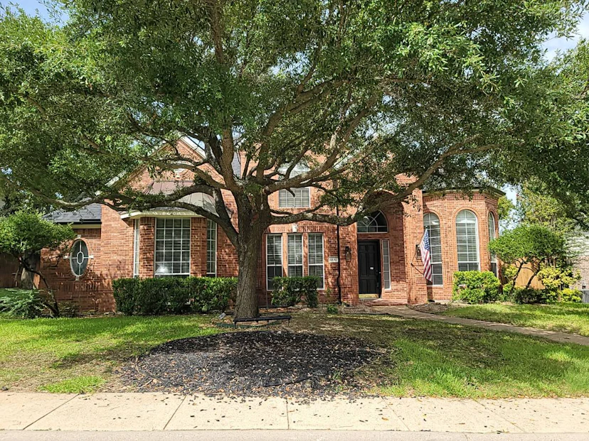 1410 Pebble Hills Dr