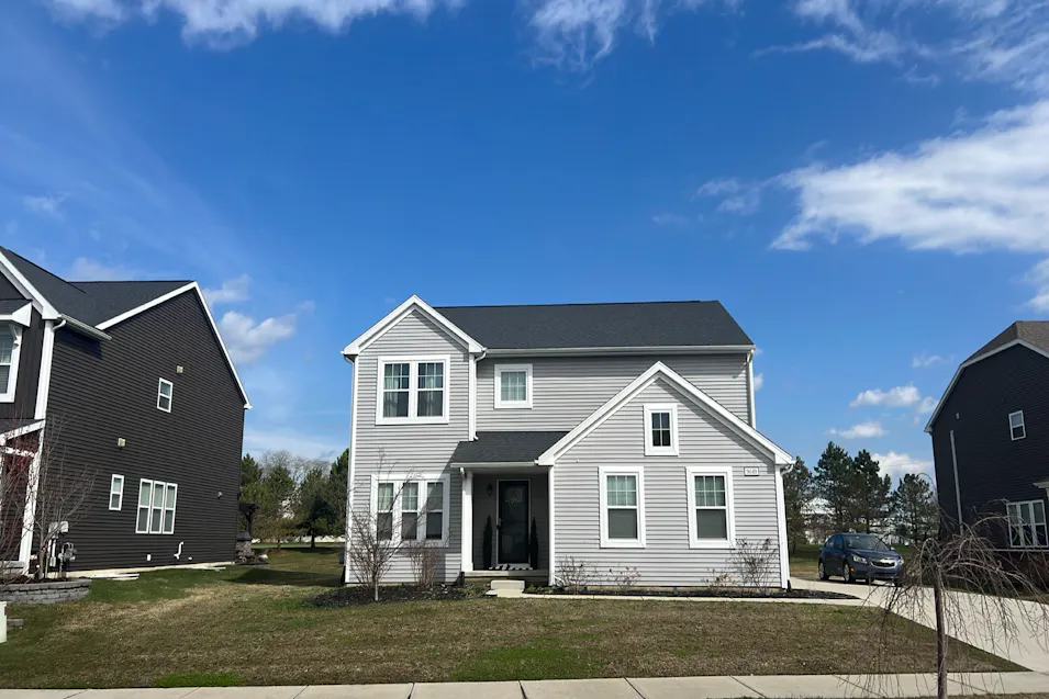 9049 Chambord Dr Ypsilanti, MI 48197, Washtenaw County