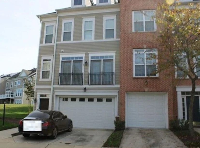 4223 Talmadge Cir