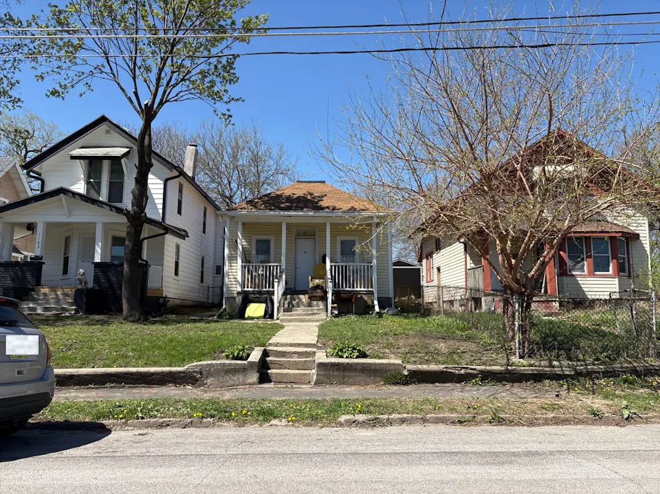 1166 13th St Des Moines, IA 50314, Polk County