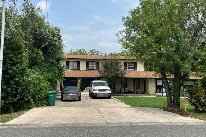 Lawndale Dr, San Antonio, TX 78209