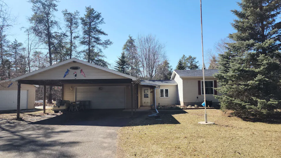 W9621 Porfilio Cir. Crivitz, Wi 54114 Crivitz, WI 54114, Marinette County