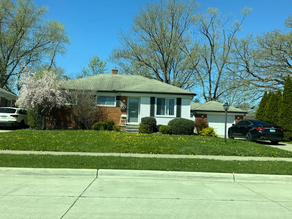 23349 Roxana Avenue Eastpointe, MI 48021, Macomb County