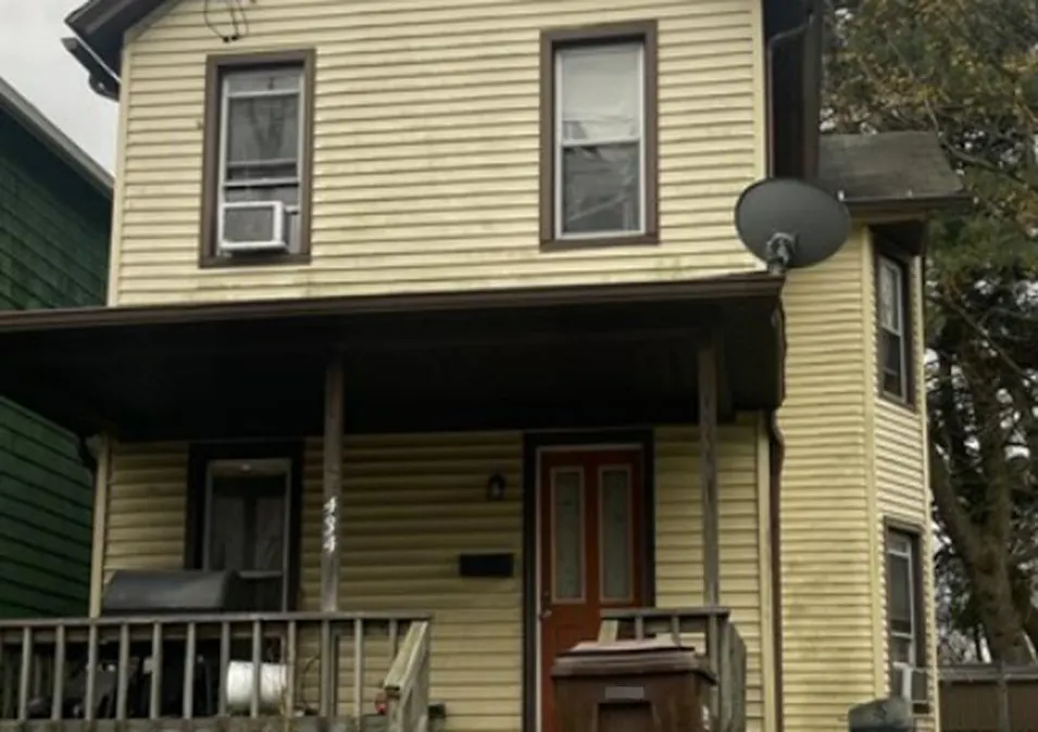 434 Prindle St Sharon, PA 16146, Mercer County