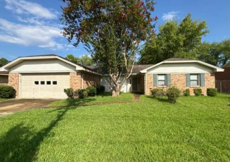 2079 Kingsbury Dr Montgomery, AL 36106, Montgomery County