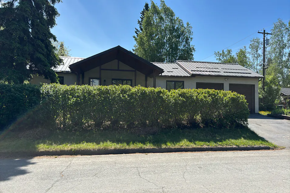 1542e 26th Ave Anchorage, AK 99508, Anchorage Municipality County