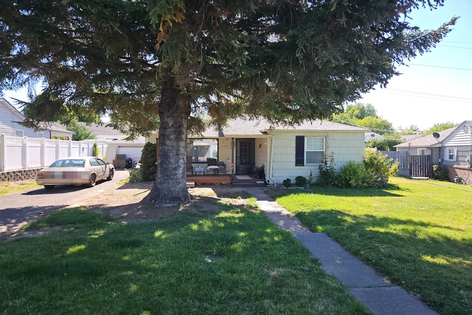 115 N 52nd Ave Yakima, WA 98908, Yakima County