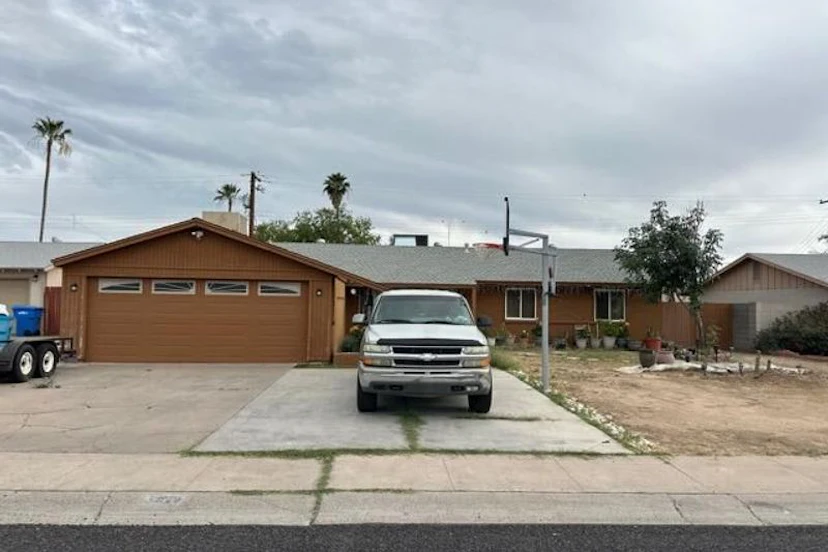 3937 W Myrtle Ave