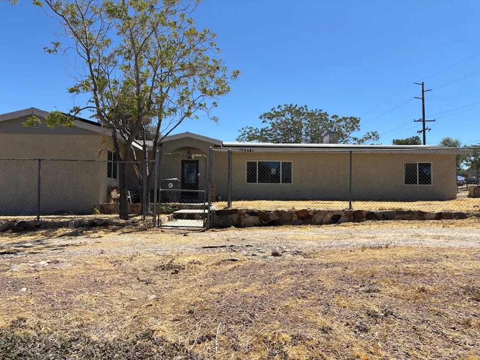 7681 Cherokee Trl Yucca Valley, CA 92284, San Bernardino County