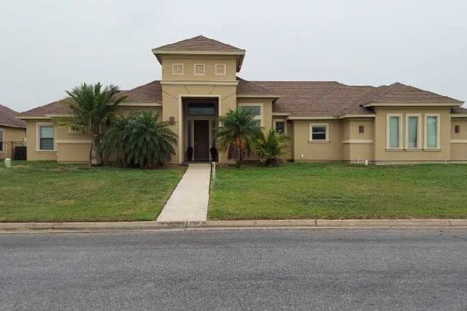 26 Bethpage Drive Laguna Vista, TX 78578, Cameron County