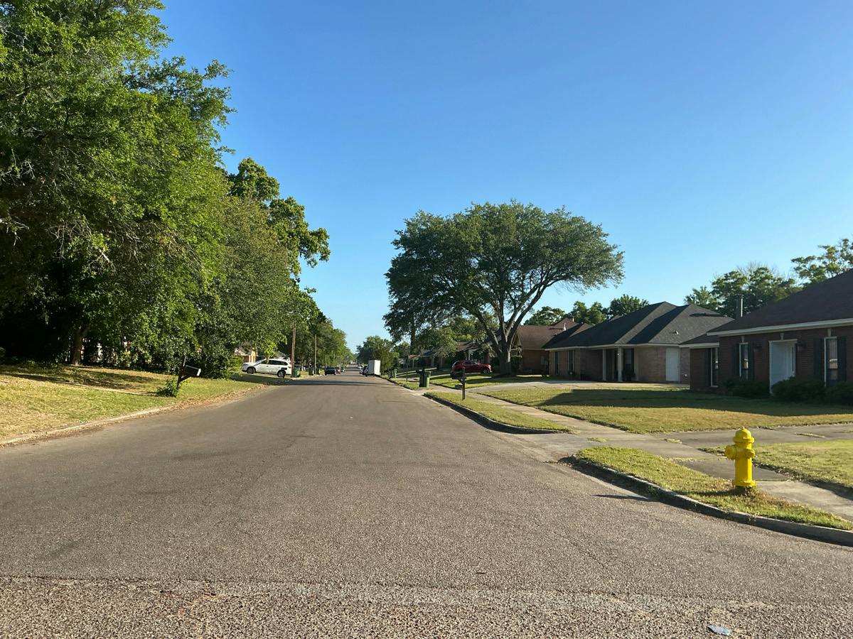 Briar Gate Dr, Montgomery, AL 36116
