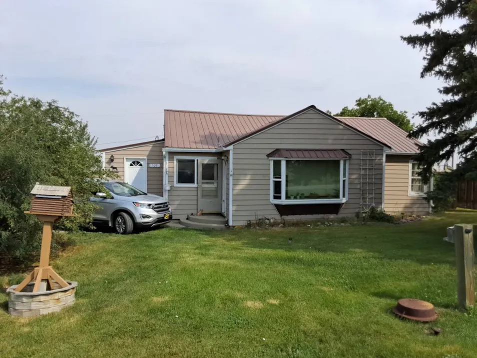 101 3rd Ave NE Brady, MT 59416, Pondera County