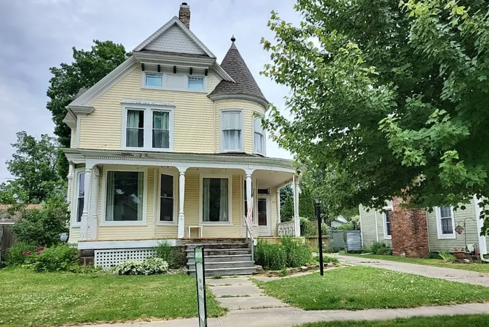 330 N State St Nashville, MI 49073, Barry County