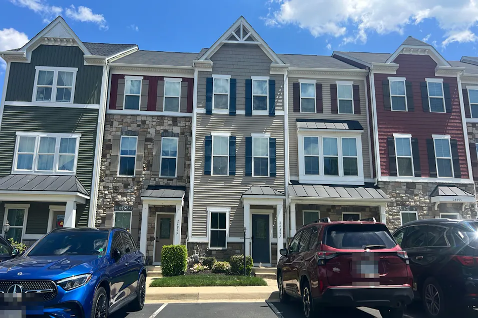 24897 Coats Sq Aldie, VA 20105, Loudoun County
