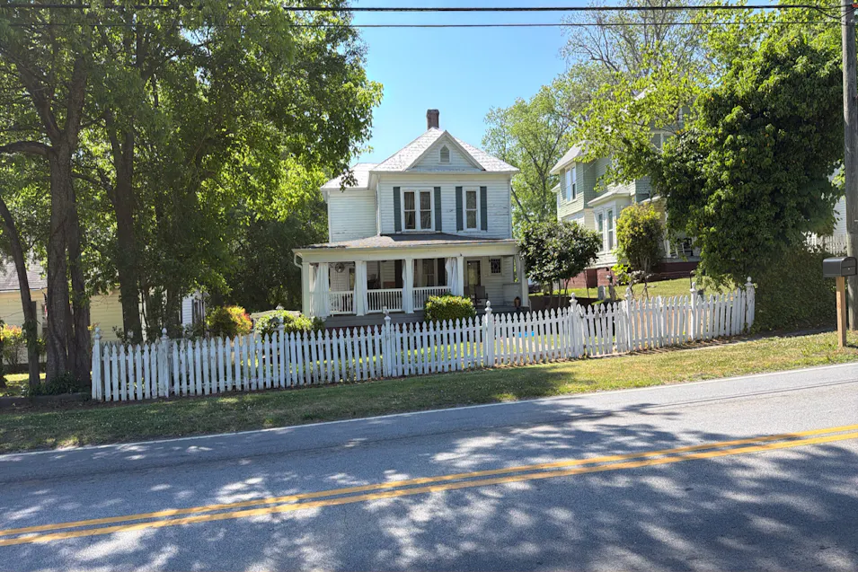 164 Robertson Ave Tallapoosa, GA 30176, Haralson County