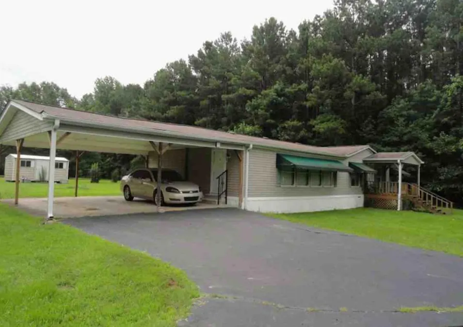 305 Elkins Rd White Hall, AR 71602, Jefferson County