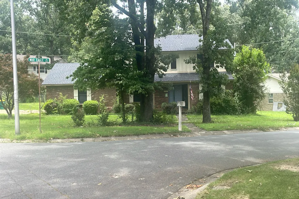 1701 War Eagle Dr North Little Rock, AR 72116, Pulaski County