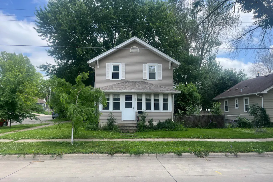 401 8th Street SW Austin, MN 55912, Mower County