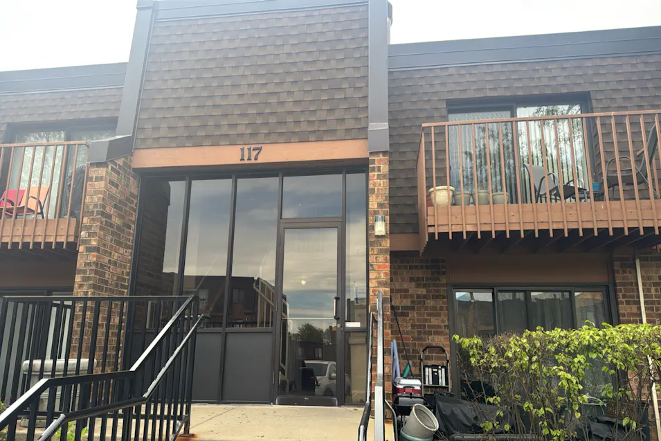 117 Mullingar Court, Unit 2a, Schaumburg, IL 60193, Cook County