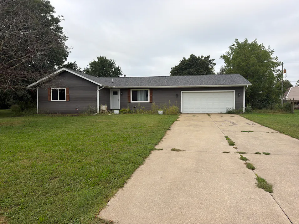 18098 Sunny Lane Goshen, IN 46526, Elkhart County