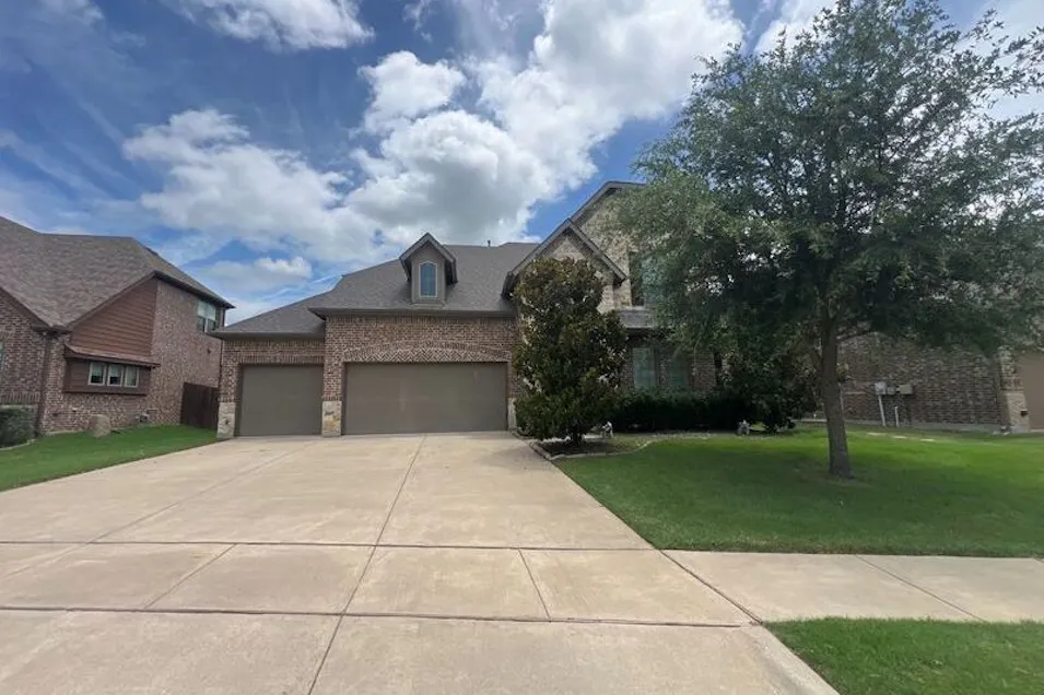4713 Camp Verde Cir Sherman, TX 75092, Grayson County