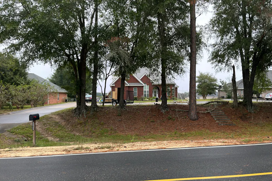 1203 County Road 445 Enterprise, AL 36330, Dale County