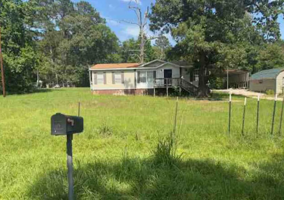 55 McFaddin Rd Huntsville, TX 77340, Walker County