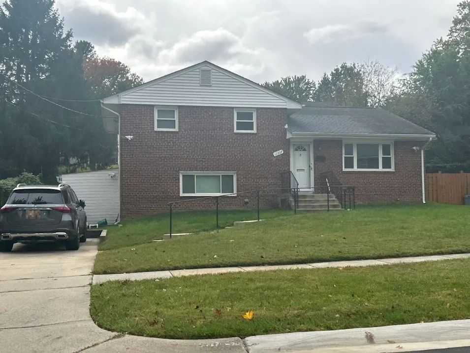 12207 Hunters Lane Rockville, MD 20852, Montgomery County