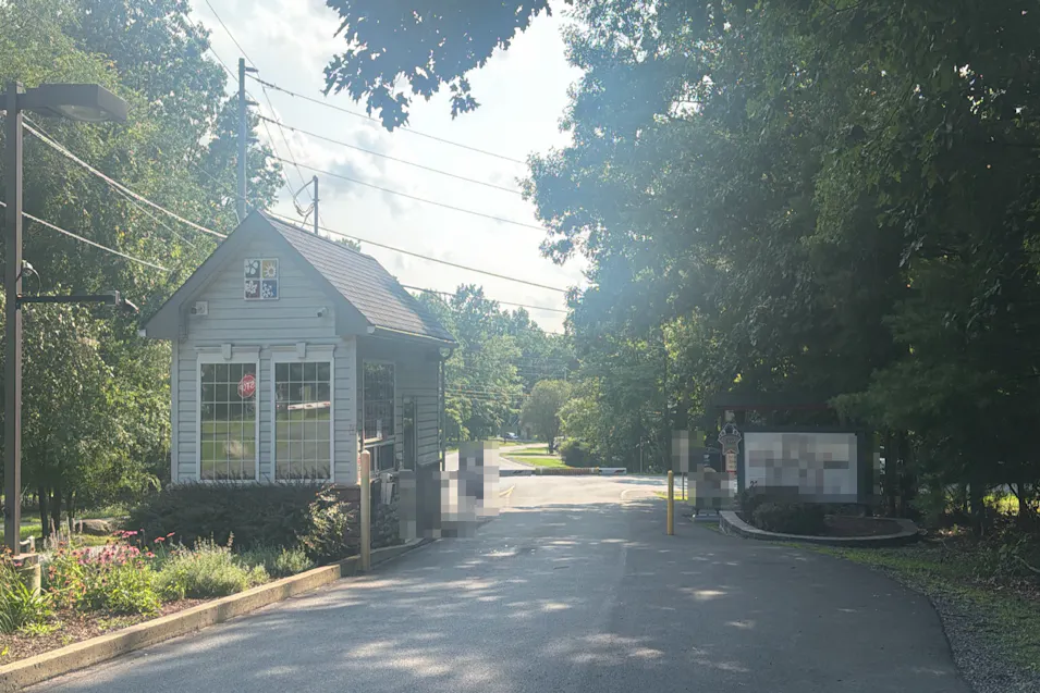 128 Meadow View Ct Bushkill, PA 18324, Pike County