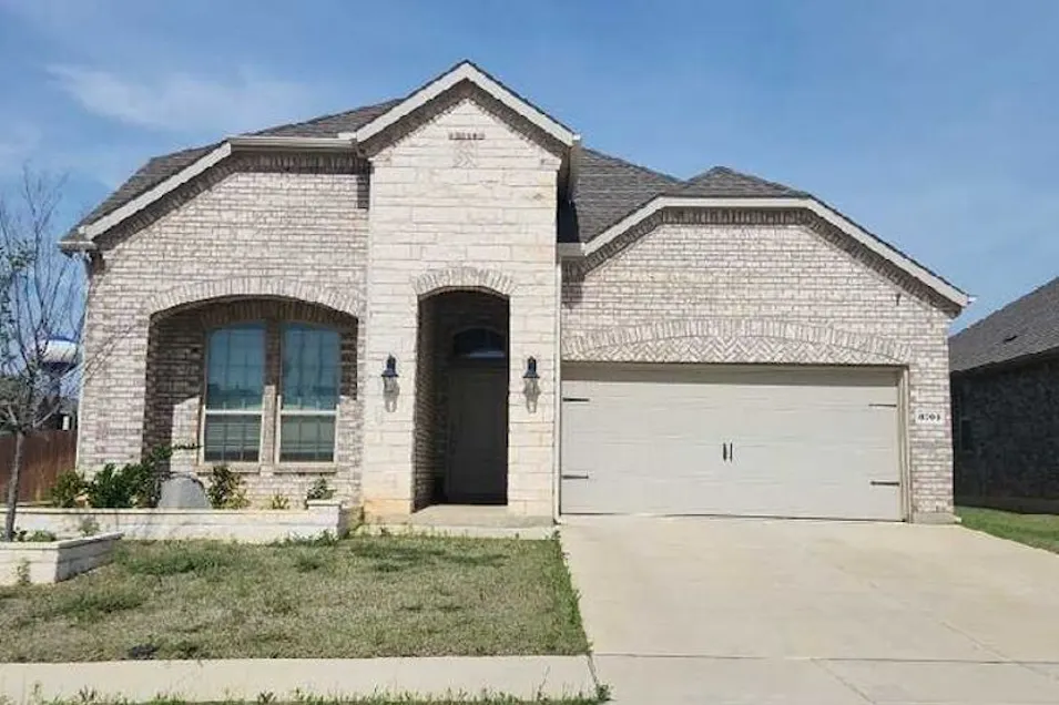 3703 High Country Rd Aubrey, TX 76227, Denton County