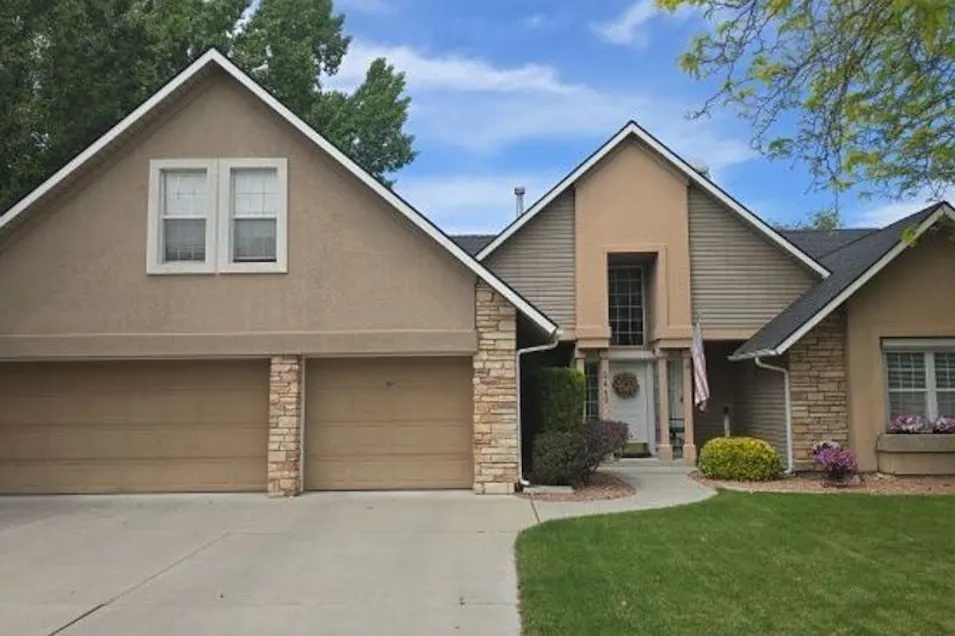 2440 E Timberland Dr Eagle, ID 83616, Ada County