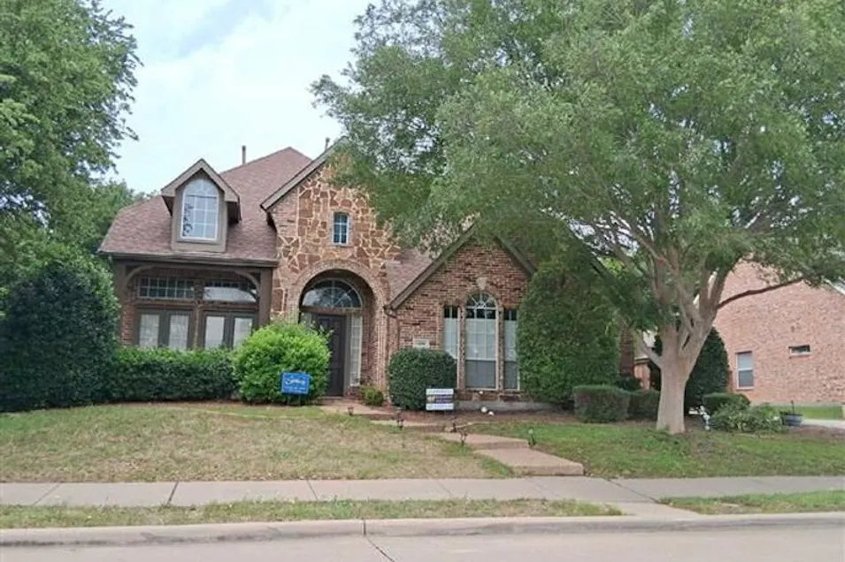 4261 Hunt Dr Carrollton, TX 75010, Denton County
