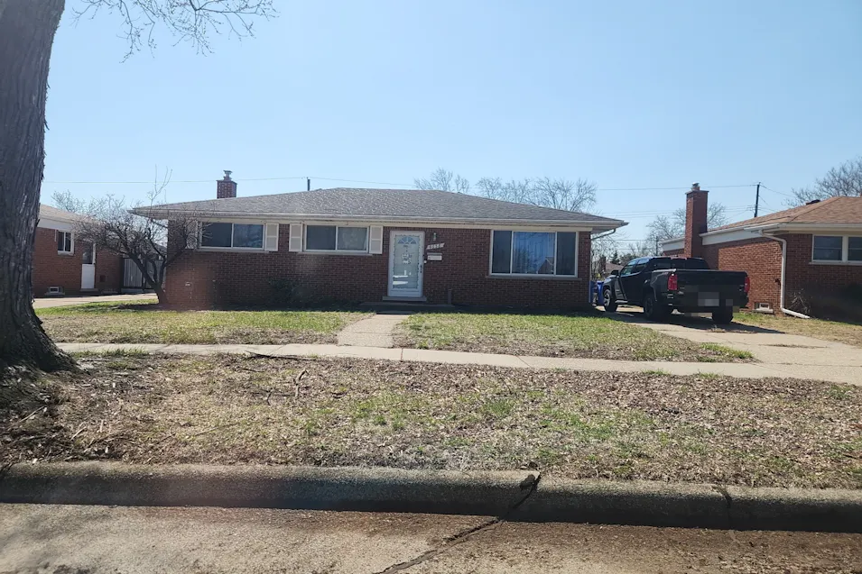 4658 Parent Ave Warren, MI 48092, Macomb County