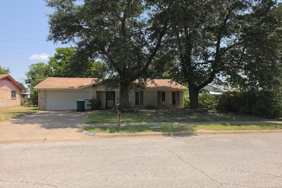 325 Hastings Dr Cedar Hill, TX 75104, Dallas County
