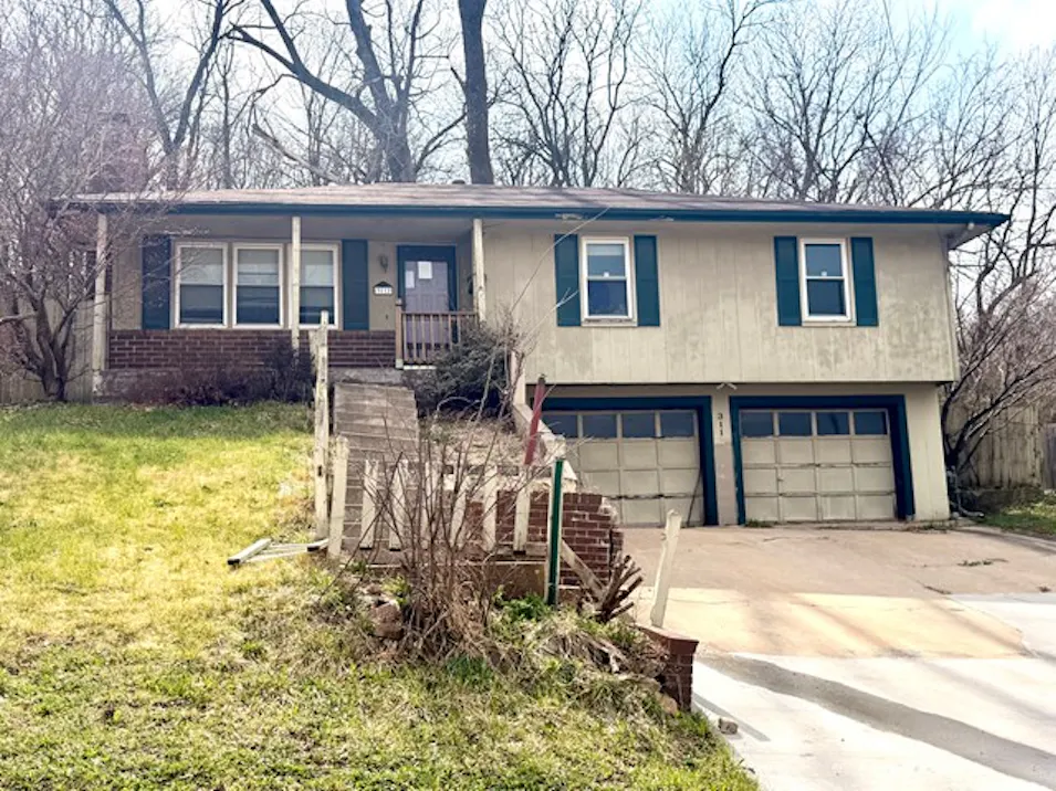 3112 Hampton Rd Saint Joseph, MO 64505, Buchanan County